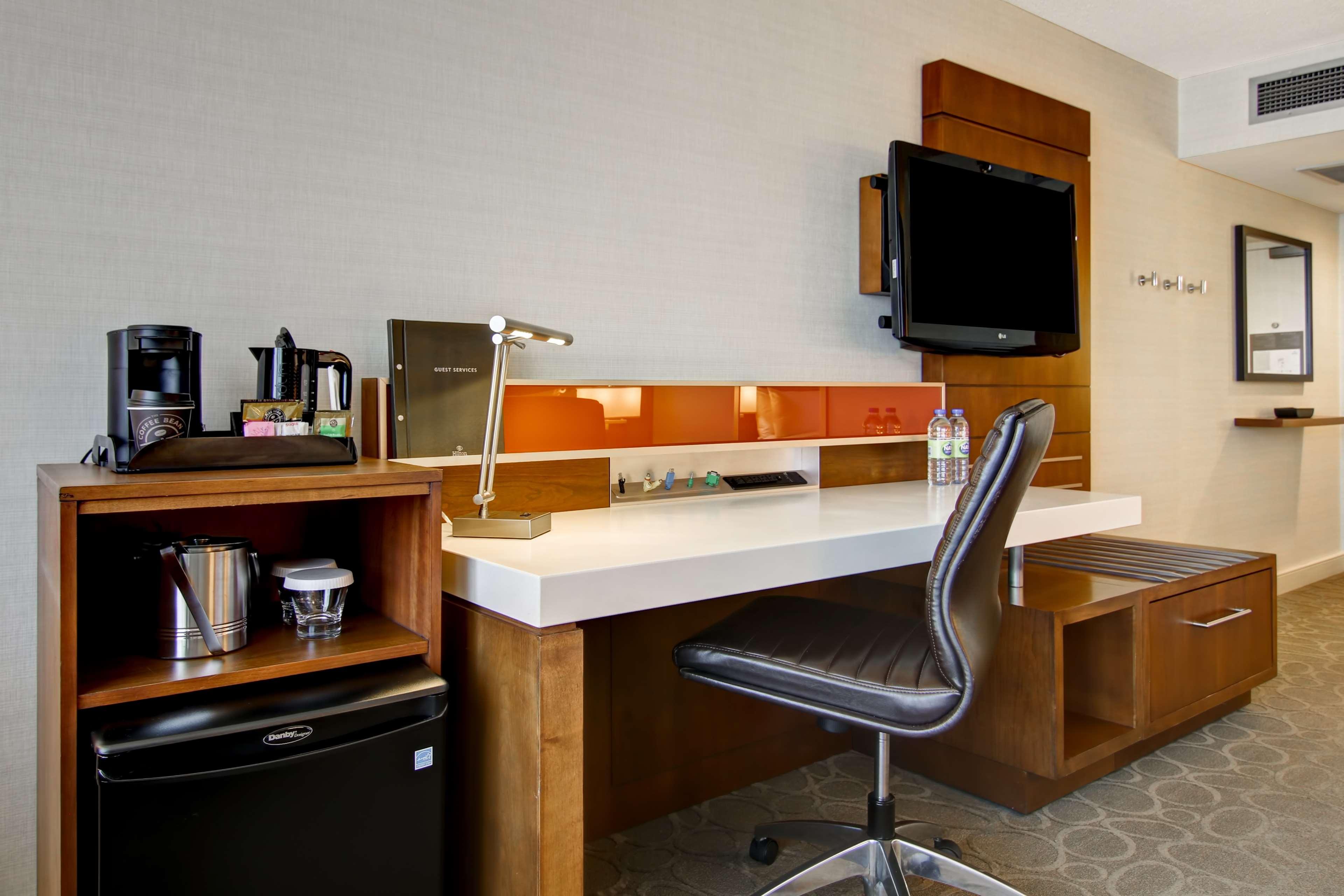 Hilton Mississauga/Meadowvale Hotel Екстериор снимка