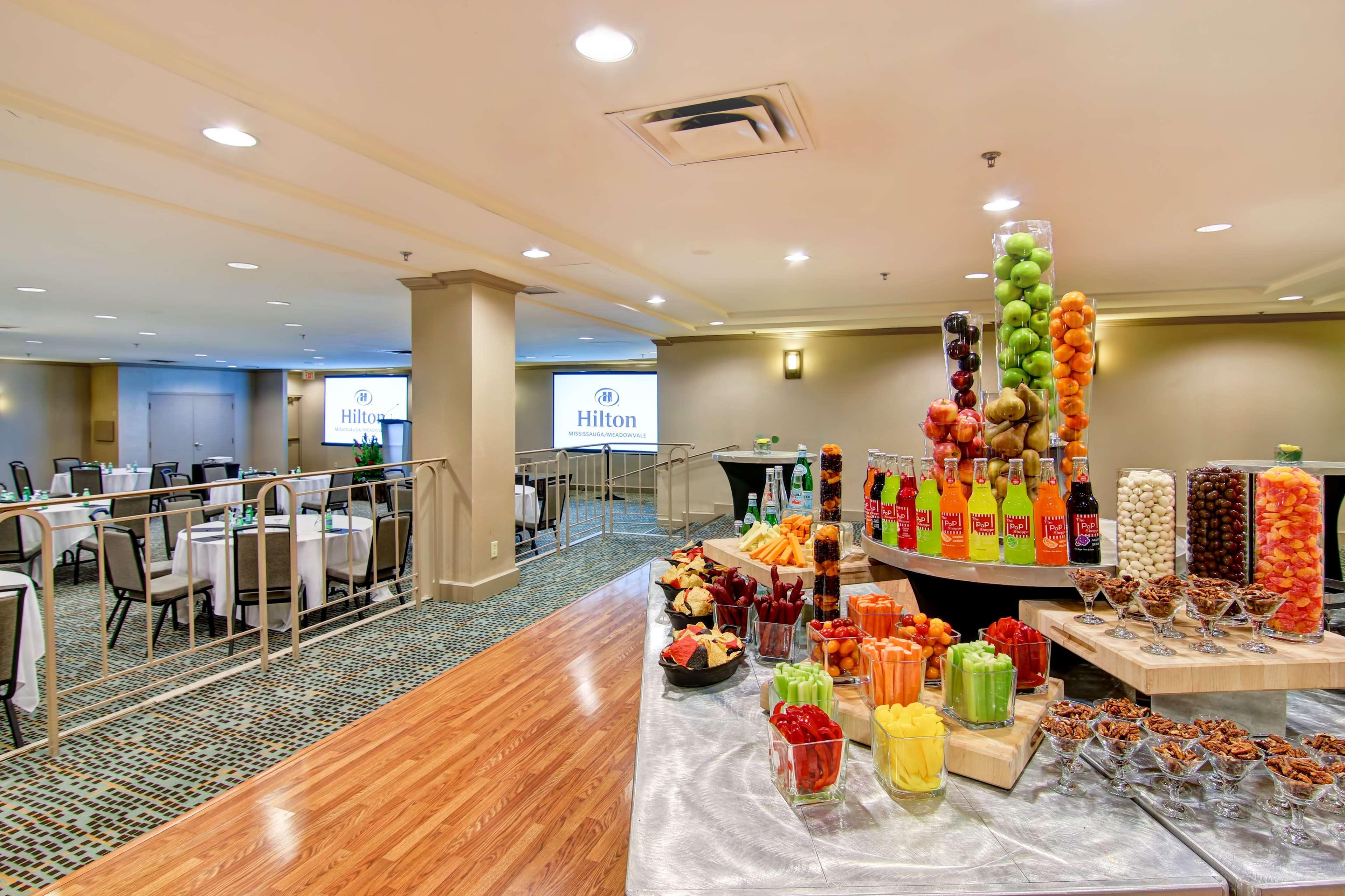 Hilton Mississauga/Meadowvale Hotel Екстериор снимка