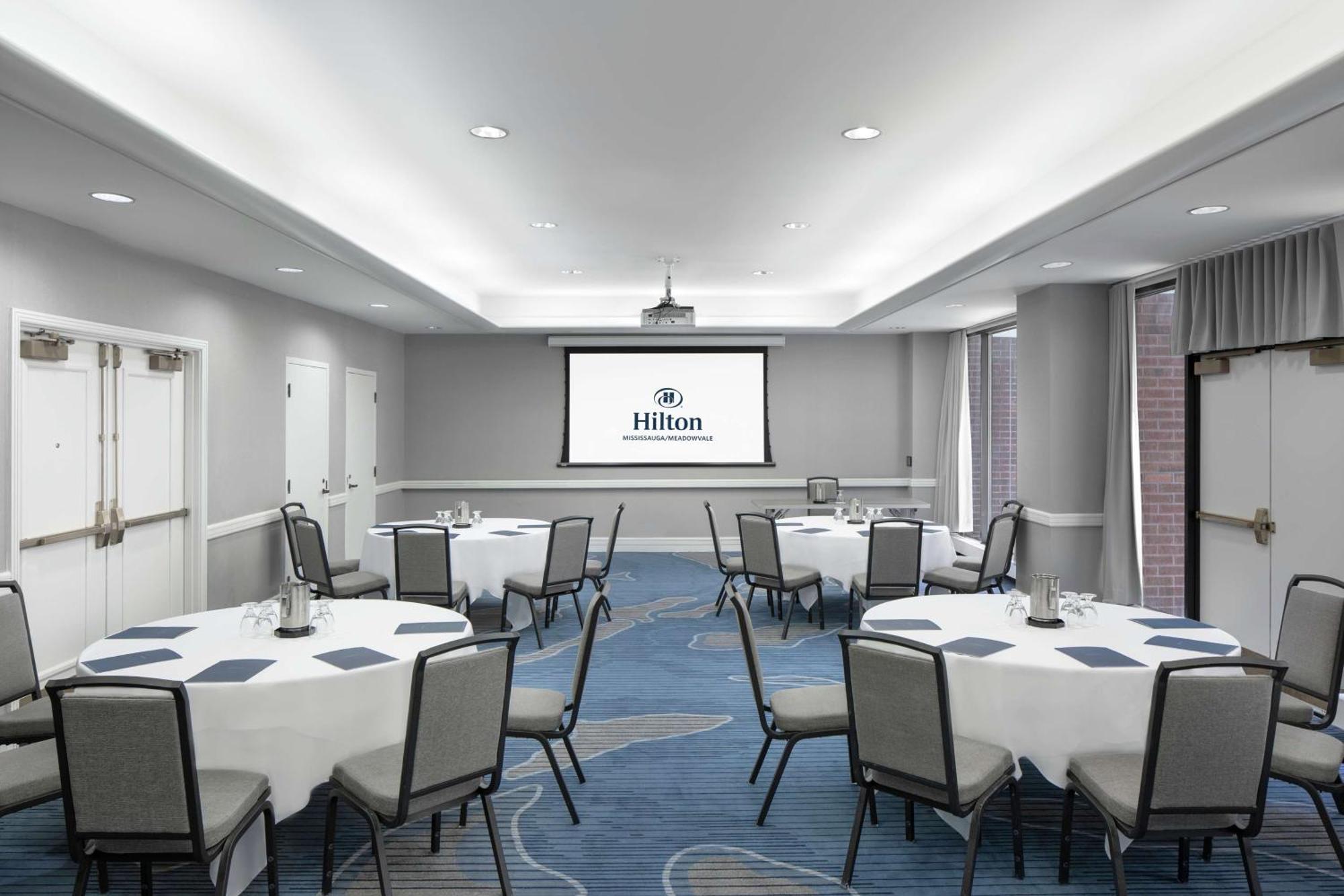 Hilton Mississauga/Meadowvale Hotel Екстериор снимка