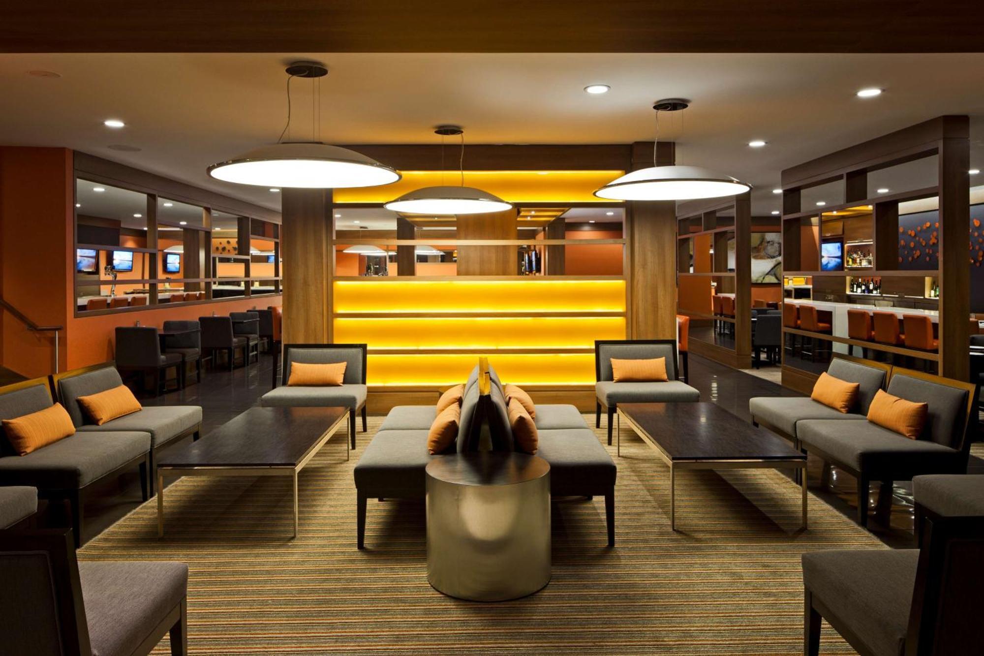 Hilton Mississauga/Meadowvale Hotel Екстериор снимка