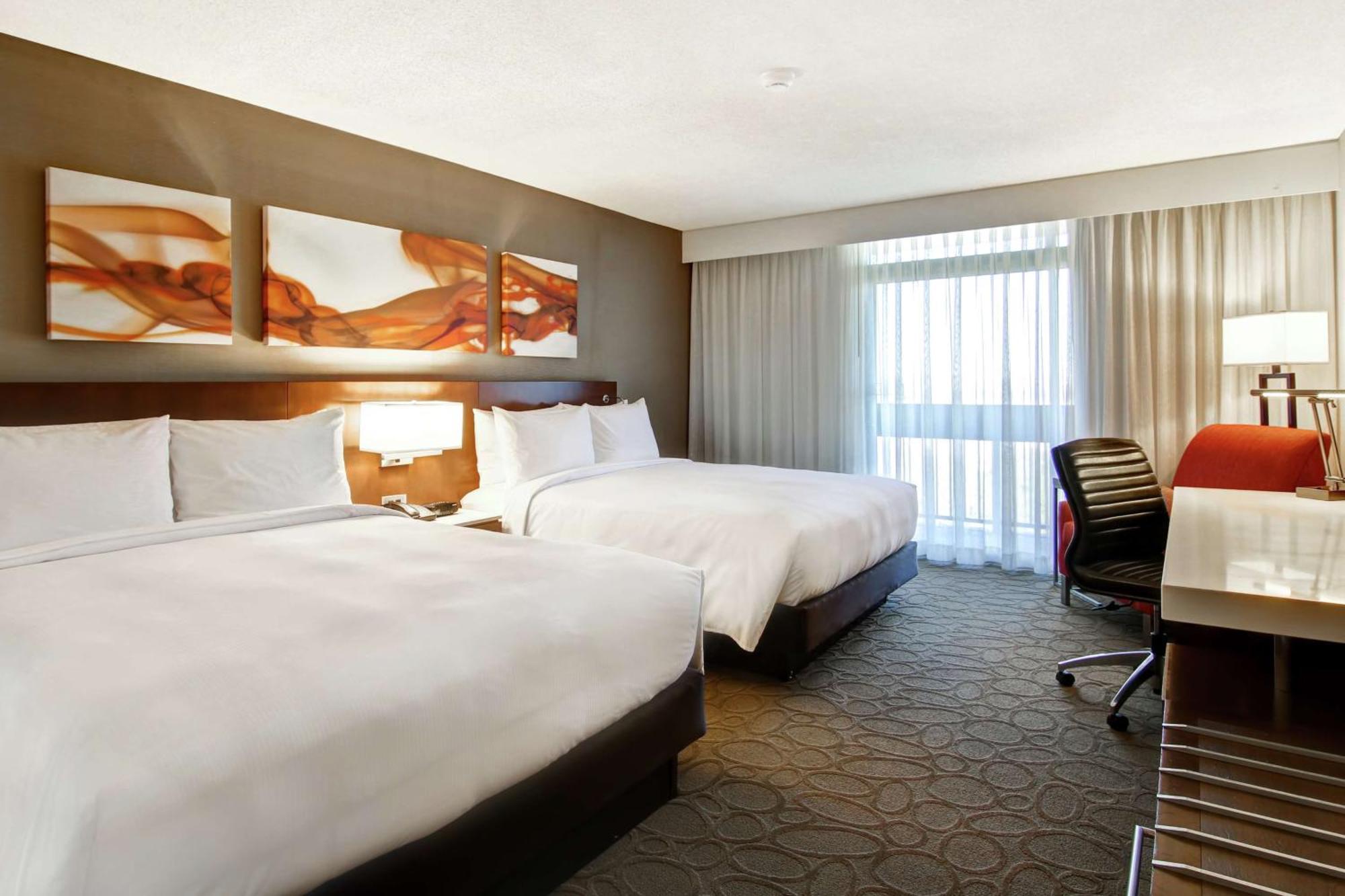 Hilton Mississauga/Meadowvale Hotel Екстериор снимка