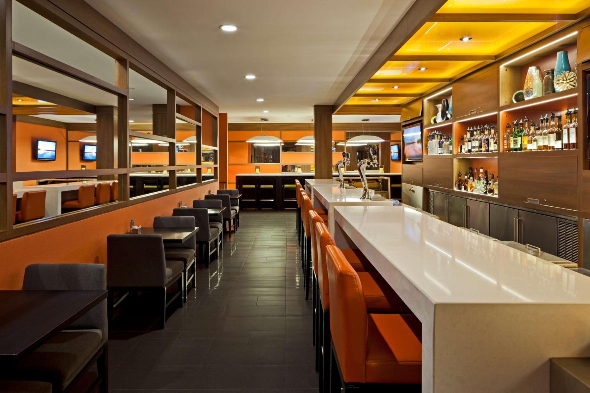 Hilton Mississauga/Meadowvale Hotel Екстериор снимка